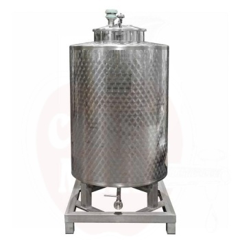 Nerūdijančio plieno talpa 1000 L, 10° kūginė, uždara