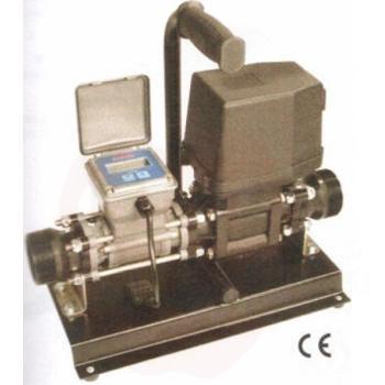 Electornic-magnetic meter for liquid with pump