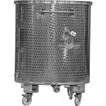 Tank 500l with mixer connection on side